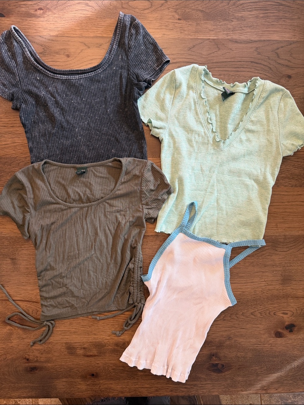 Wild Fable Women's XS 4 Different Shirts